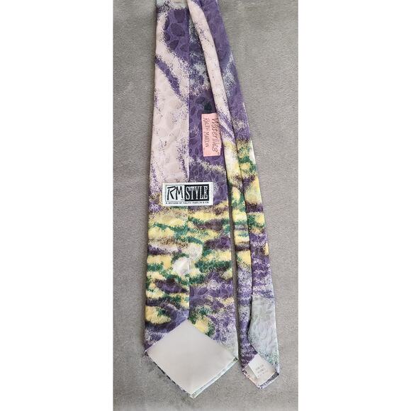 RM Style Waterlilies by Ralph Marlin 100% Silk Tie Made in USA - Picture 2 of 3